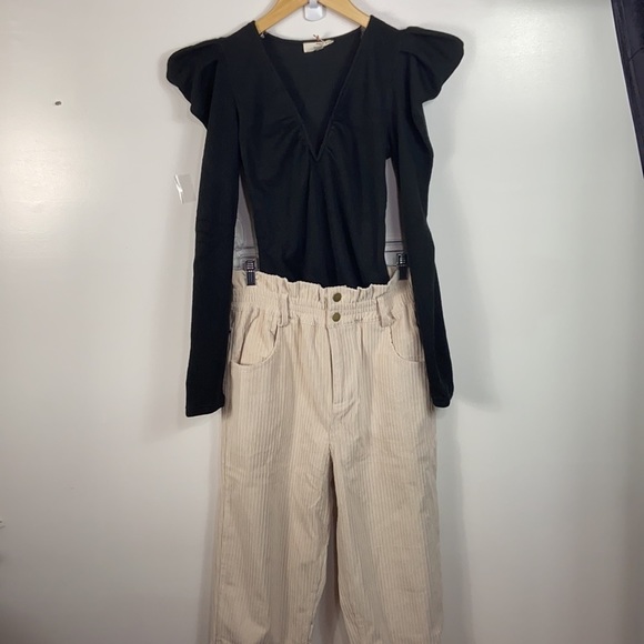 𝅺SUPER sexy bodysuit with pointy shoulders - Picture 8 of 8